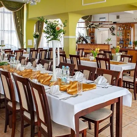 Otel Livia 3*